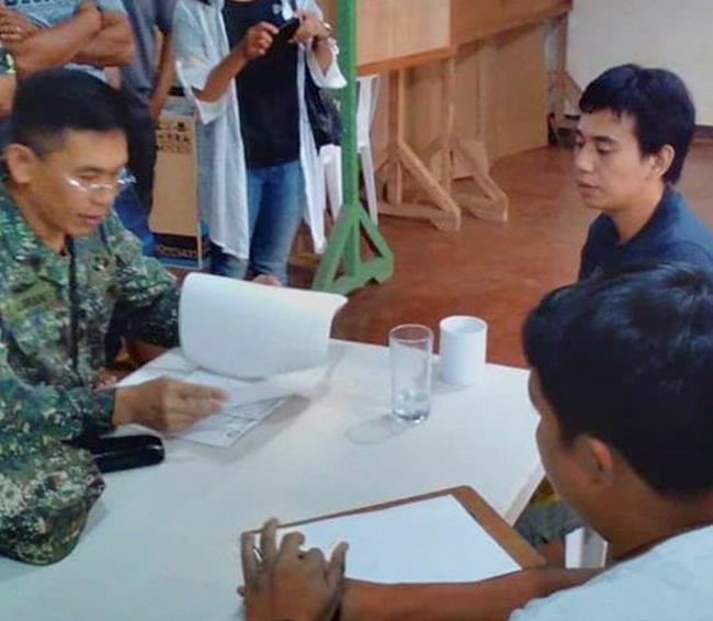 2 Indonesians make rare, daring escape from Filipino captors | iNFOnews.ca