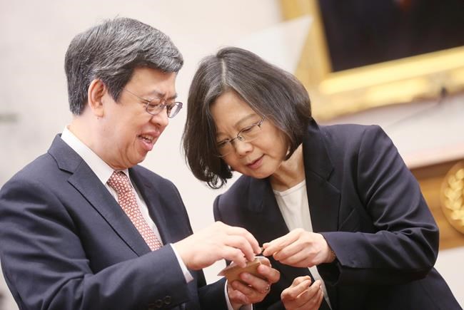 Taiwan leader urges China for 'calm' talks as pressure grows | iNFOnews.ca Taiwan leader urges China for 'calm' talks as pressure grows | iNFOnews.ca