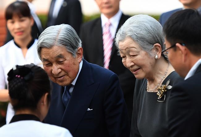 Japan's emperor pays respects to Thailand's late king | iNFOnews.ca Japan's emperor pays respects to Thailand's late king | iNFOnews.ca