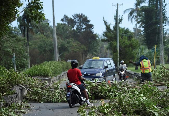 Hurricane rips roofs, cuts power in Bermuda, but no deaths | iNFOnews.ca