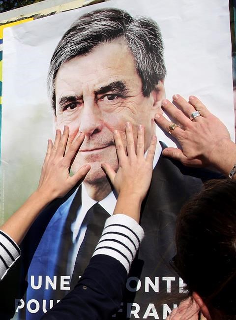Computer, police armband stolen from Fillon's campaign team | iNFOnews.ca