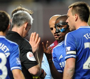 British cycling great Chris Hoy mistakenly abused by irate football fans on Twitter | iNFOnews.ca CP27626168