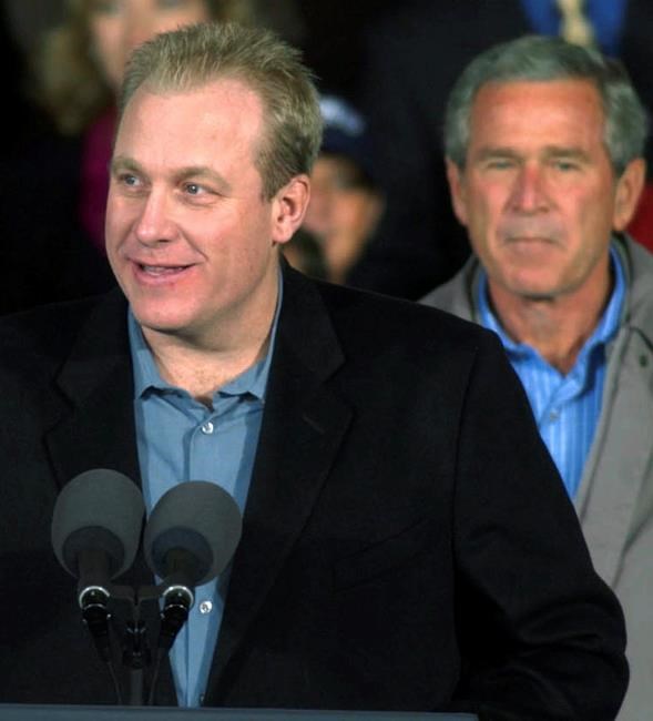 Curt Schilling eyes US Senate run against Elizabeth Warren | iNFOnews.ca Curt Schilling eyes US Senate run against Elizabeth Warren | iNFOnews.ca
