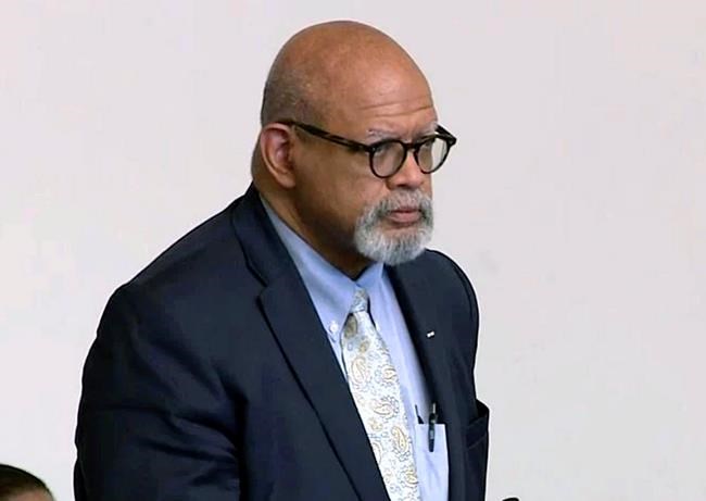 Doctor charged with driving drunk, striking pedestrians | iNFOnews.ca