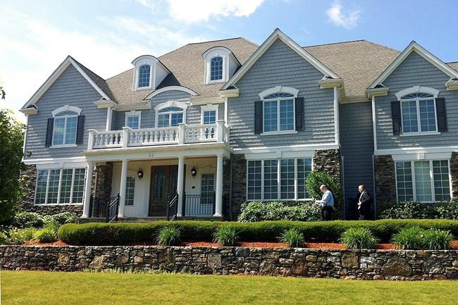 Aaron Hernandez house sells to real estate investor for $1M | iNFOnews.ca