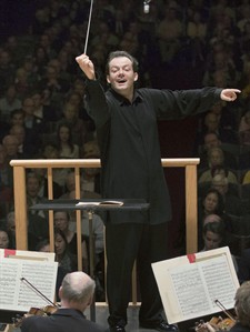New Boston Symphony Orchestra conductor is youngest to lead famous ensemble in over 100 years | iNFOnews.ca New Boston Symphony Orchestra conductor is youngest to lead famous ensemble in over 100 years | iNFOnews.ca