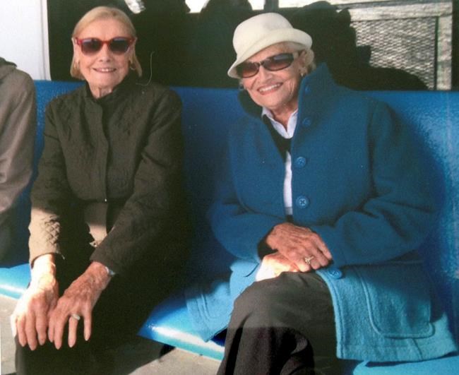 97-year-old twins leave world as they entered it: together | iNFOnews.ca CP115929661