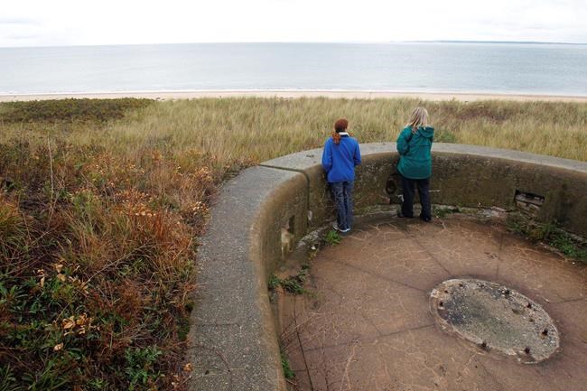 Lawmakers, coalition fight to block sale of Plum Island | iNFOnews.ca Lawmakers, coalition fight to block sale of Plum Island | iNFOnews.ca