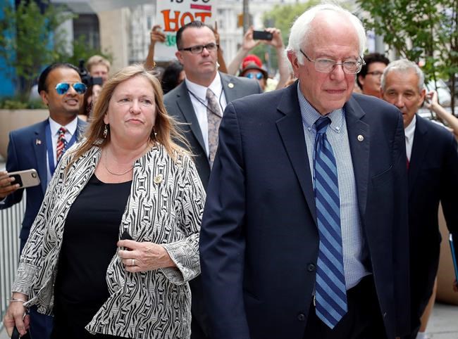 Educator met with feds to talk Bernie Sanders' wife college | iNFOnews.ca