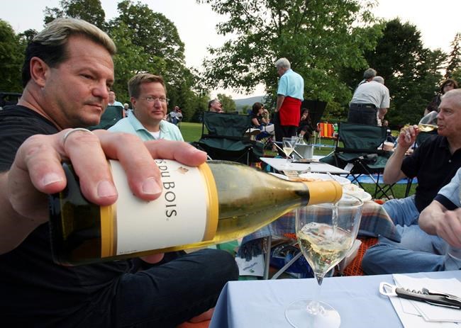 A hopeful pandemic note: Tanglewood music festival to resume | iNFOnews.ca