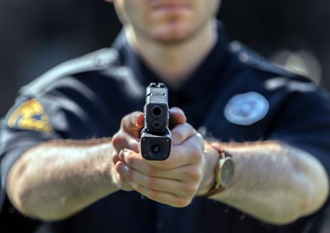 Body cameras, now gun cameras? Some police trying them out | iNFOnews.ca Body cameras, now gun cameras? Some police trying them out | iNFOnews.ca