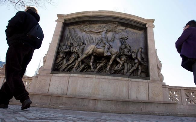Sword breaks off Civil War memorial; vandalism suspected | iNFOnews.ca