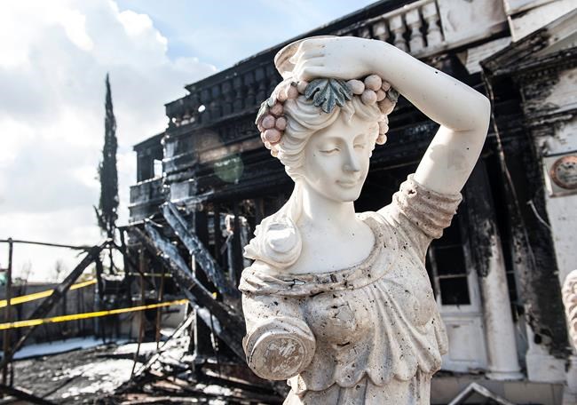 Restaurant owner vows to continue charitable work after fire | iNFOnews.ca