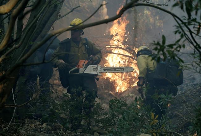 Latest: Powerful winds raise fire risk as crews battle blaze | iNFOnews.ca