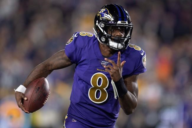Lamar Jackson throws 5 TD passes, Ravens rout Rams 45-6 | iNFOnews.ca