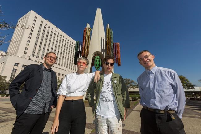 Widely ridiculed 6-story Los Angeles artwork may be revamped | iNFOnews.ca