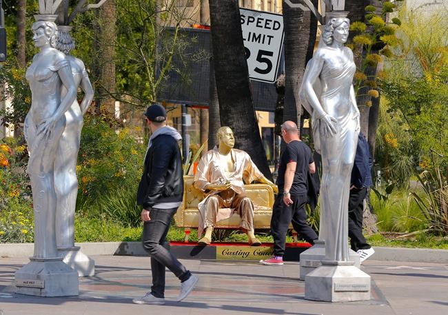 Harvey Weinstein 'Casting Couch' statue debuts pre-Oscars | iNFOnews.ca Harvey Weinstein 'Casting Couch' statue debuts pre-Oscars | iNFOnews.ca