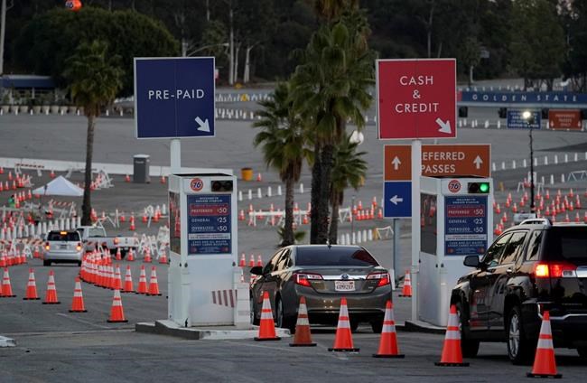 Anti-vaccine protesters temporarily shut down vaccine site | iNFOnews.ca