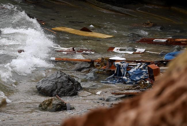 San Diego boat wreck kills 3, shows risks of ocean smuggling | iNFOnews.ca