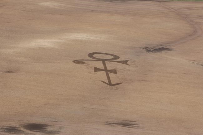 North Dakota man plows Prince's symbol in farm field | iNFOnews.ca