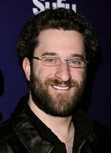 'Saved by the Bell' star Dustin Diamond charged in stabbing at bar; victim not seriously hurt | iNFOnews.ca 'Saved by the Bell' star Dustin Diamond charged in stabbing at bar; victim not seriously hurt | iNFOnews.ca