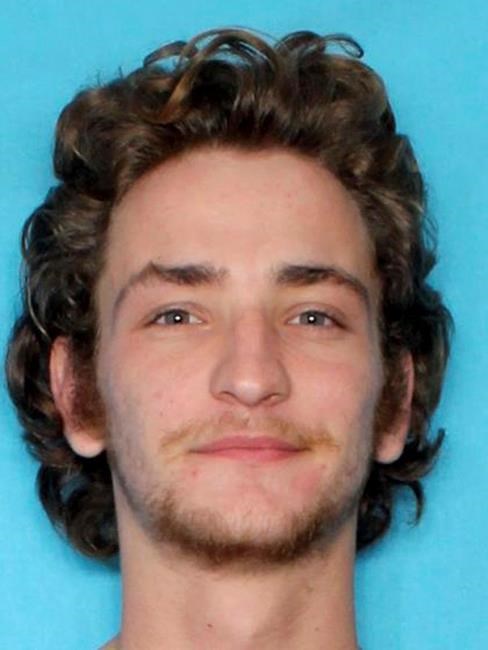 Search on for Louisiana man suspected in 5 deaths | iNFOnews.ca Search on for Louisiana man suspected in 5 deaths | iNFOnews.ca