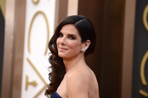 Sandra Bullock's encounter with stalker was real-life scary movie scene | iNFOnews.ca CP29148275