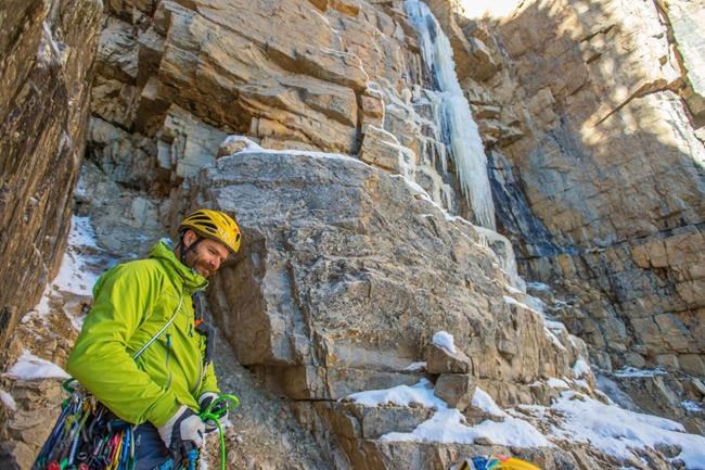 Search called off for 2 missing American climbers | iNFOnews.ca