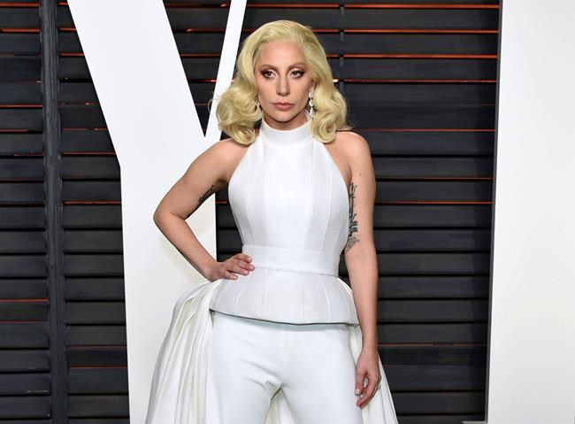 Lady Gaga picks dive bars over arenas to introduce album | iNFOnews.ca Lady Gaga picks dive bars over arenas to introduce album | iNFOnews.ca