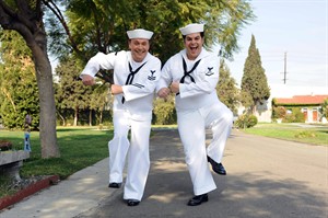 Billy Crystal, Josh Gad alter egos clash in FX series "The Comedians"; laughs, pain result | iNFOnews.ca CP32610024