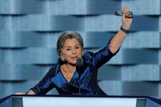 Sen. Boxer to donate congressional papers to UC Berkeley | iNFOnews.ca Sen. Boxer to donate congressional papers to UC Berkeley | iNFOnews.ca