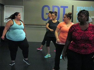 380-pound woman hopes her Internet fame makes people curious about her life | iNFOnews.ca CP31403949