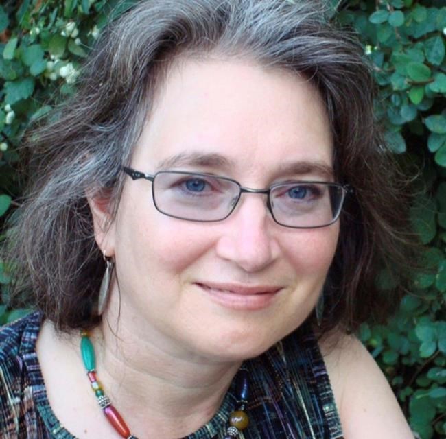 Award-winning poet and essayist Lucia Perillo dies at 58 | iNFOnews.ca
