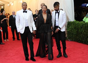 Fans petition Beyonce, Jay Z to make full-length version of star-studded fake movie trailer | iNFOnews.ca CP28429550