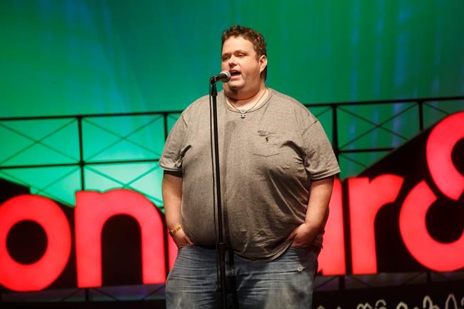 Round-faced comic Ralphie May dies of cardiac arrest at 45 | iNFOnews.ca