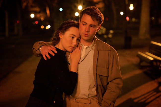 Review: Saoirse Ronan is enchanting in warm, sharp immigrant tale 'Brooklyn' | iNFOnews.ca CP35098668
