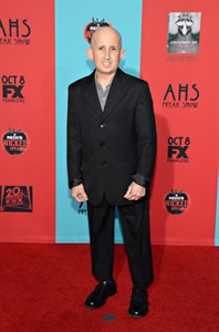 'American Horror Story' actor Ben Woolf struck by vehicle side mirror, critically injured | iNFOnews.ca