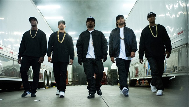 'Straight Outta Compton' leads box office for 3 consecutive weekends; 'War Room' surprises | iNFOnews.ca CP34386989