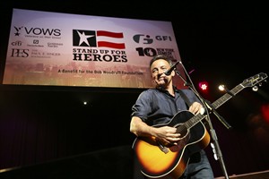 Bruce Springsteen, Stevie Nicks among those set to fete Rock and Roll Hall of Fame inductees | iNFOnews.ca CP27814398