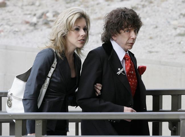 Lawyer for Phil Spector's wife calls divorce heartbreaking | iNFOnews.ca