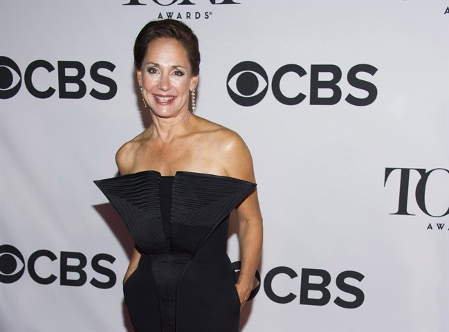 'Rosanne' star Laurie Metcalf to join Bruce Willis on Broadway in stage adaptation of 'Misery' | iNFOnews.ca CP33586522