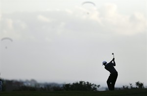 Tiger Woods ends a long week with another win at Torrey Pines | iNFOnews.ca CP21773751