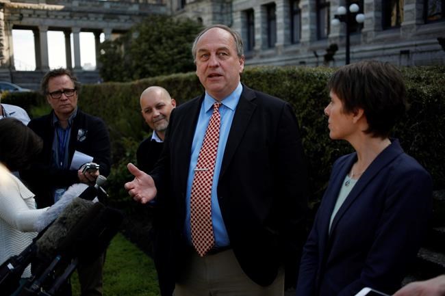 Weaver says Greens will fight pipeline, calls Clark's Liberals 'reckless' | iNFOnews.ca