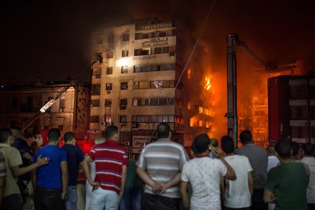 Massive fire in downtown Cairo kills 3, injuries 91 | iNFOnews.ca Massive fire in downtown Cairo kills 3, injuries 91 | iNFOnews.ca
