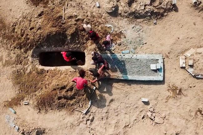 The Latest: UN urges $2.4 billion in aid for war-torn Yemen | iNFOnews.ca