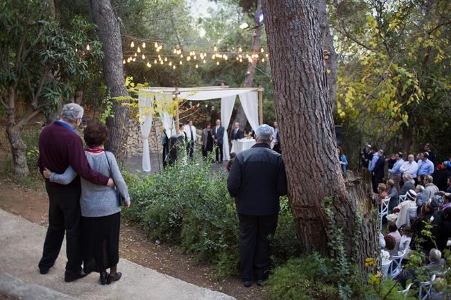 With few options, Israeli couples turn to rogue weddings | iNFOnews.ca CP994326031