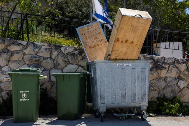 Air travel wanes, but bodies still fly to Israel for burial | iNFOnews.ca Air travel wanes, but bodies still fly to Israel for burial | iNFOnews.ca