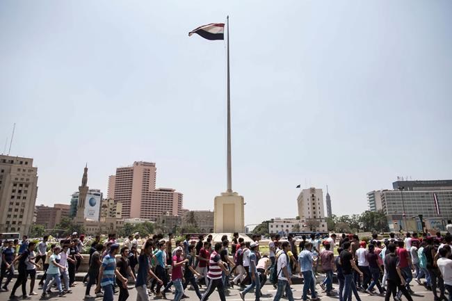 Egyptian students stage rare protest in Tahrir Square | iNFOnews.ca Egyptian students stage rare protest in Tahrir Square | iNFOnews.ca