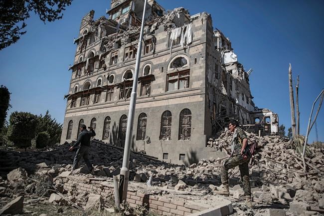 Fighting rages street-to-street in Yemen's key port city | iNFOnews.ca