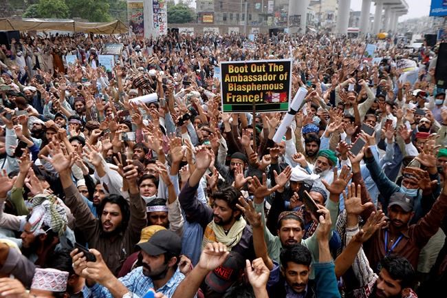 Pakistan frees 669 men from radical group as it ends rallies | iNFOnews.ca Pakistan frees 669 men from radical group as it ends rallies | iNFOnews.ca